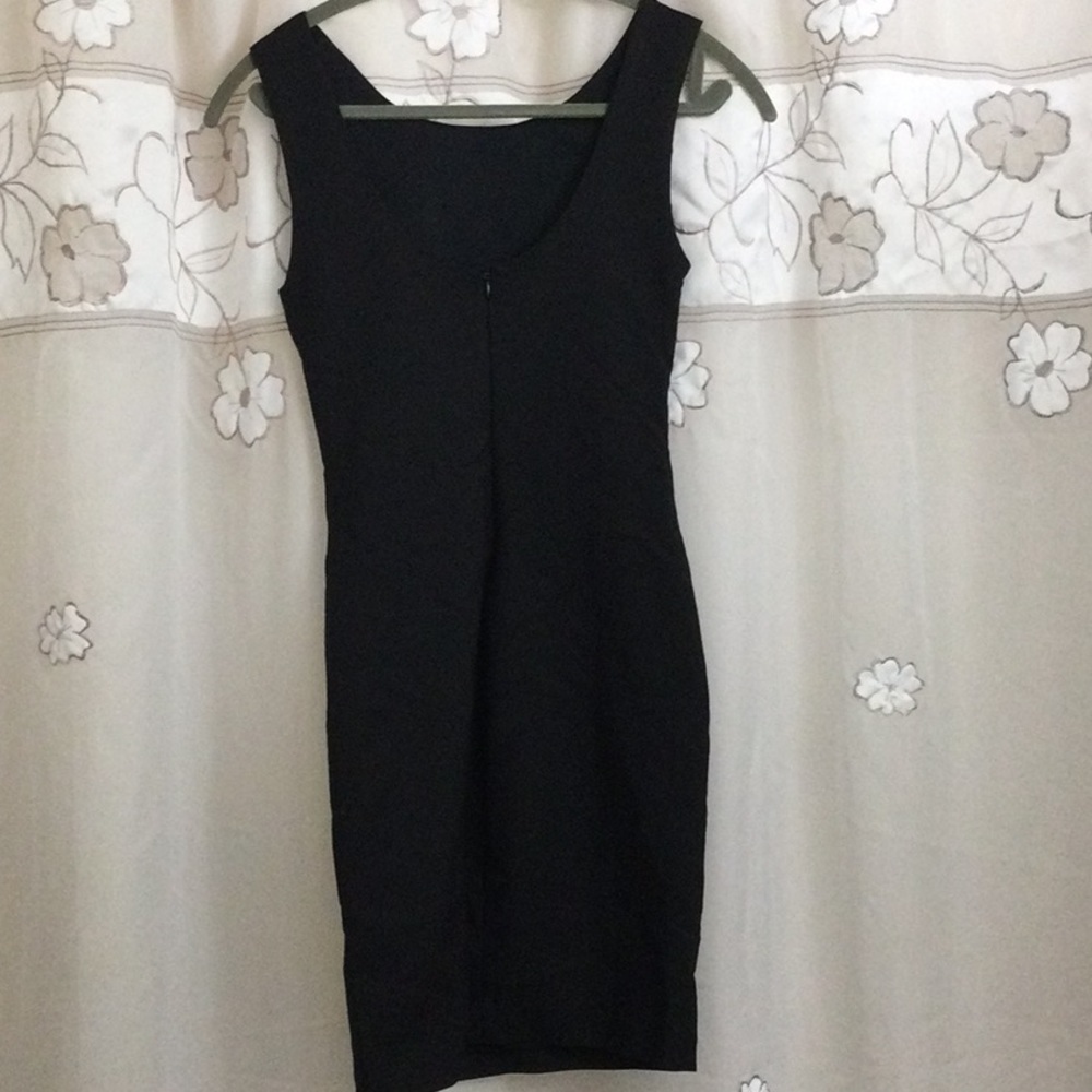 Zara - black tapered dress with accent beaded sleeveless - Picture 2 of 6